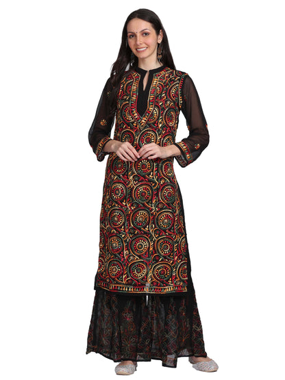 Lucknowi Chikankari Straight Kurta With Embroidered Stole & Matching Inner